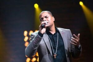 Davidson Silva se Apresenta no Encerramento do Novenário de Nossa Senhora da Glória